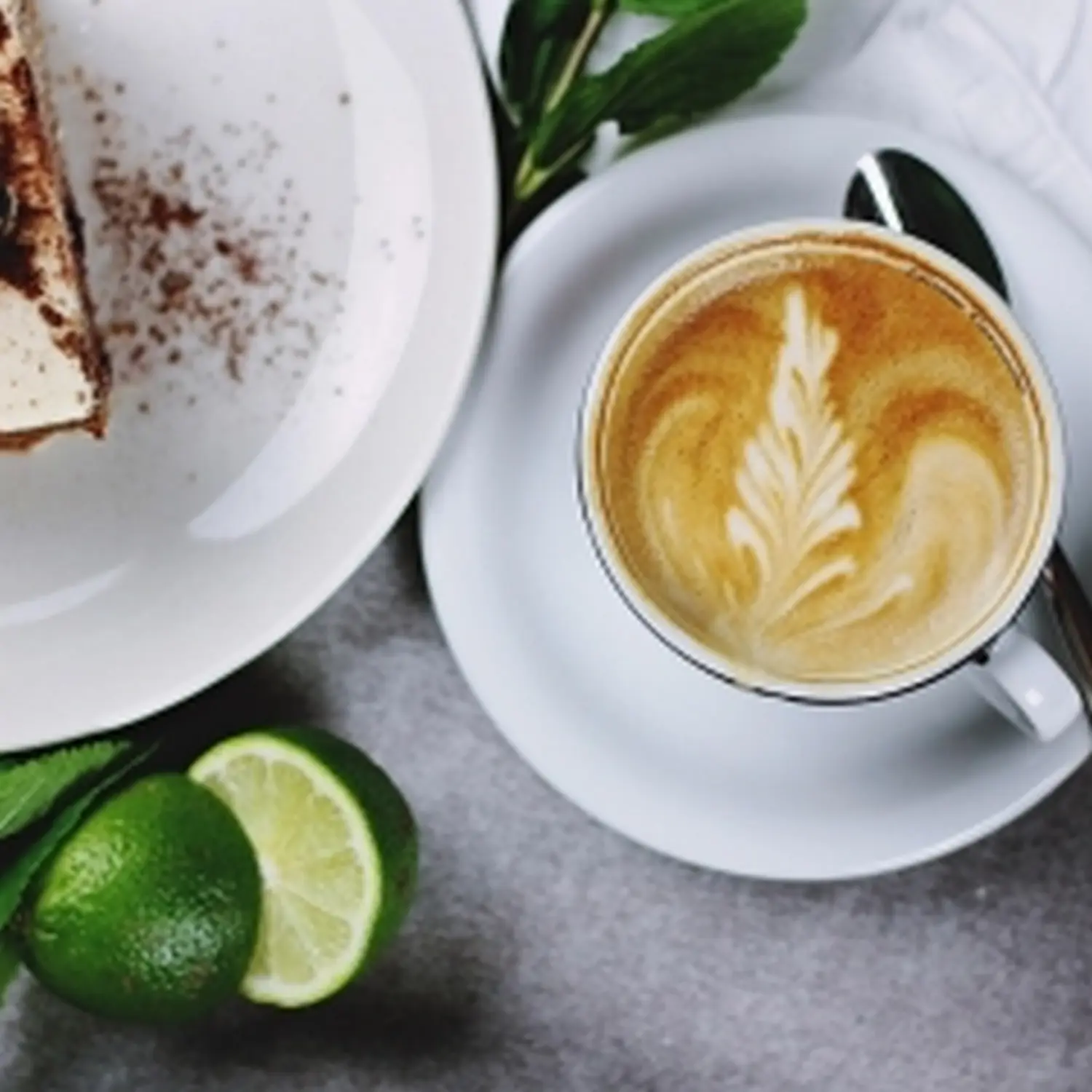Kaffee, Limette und Dessert