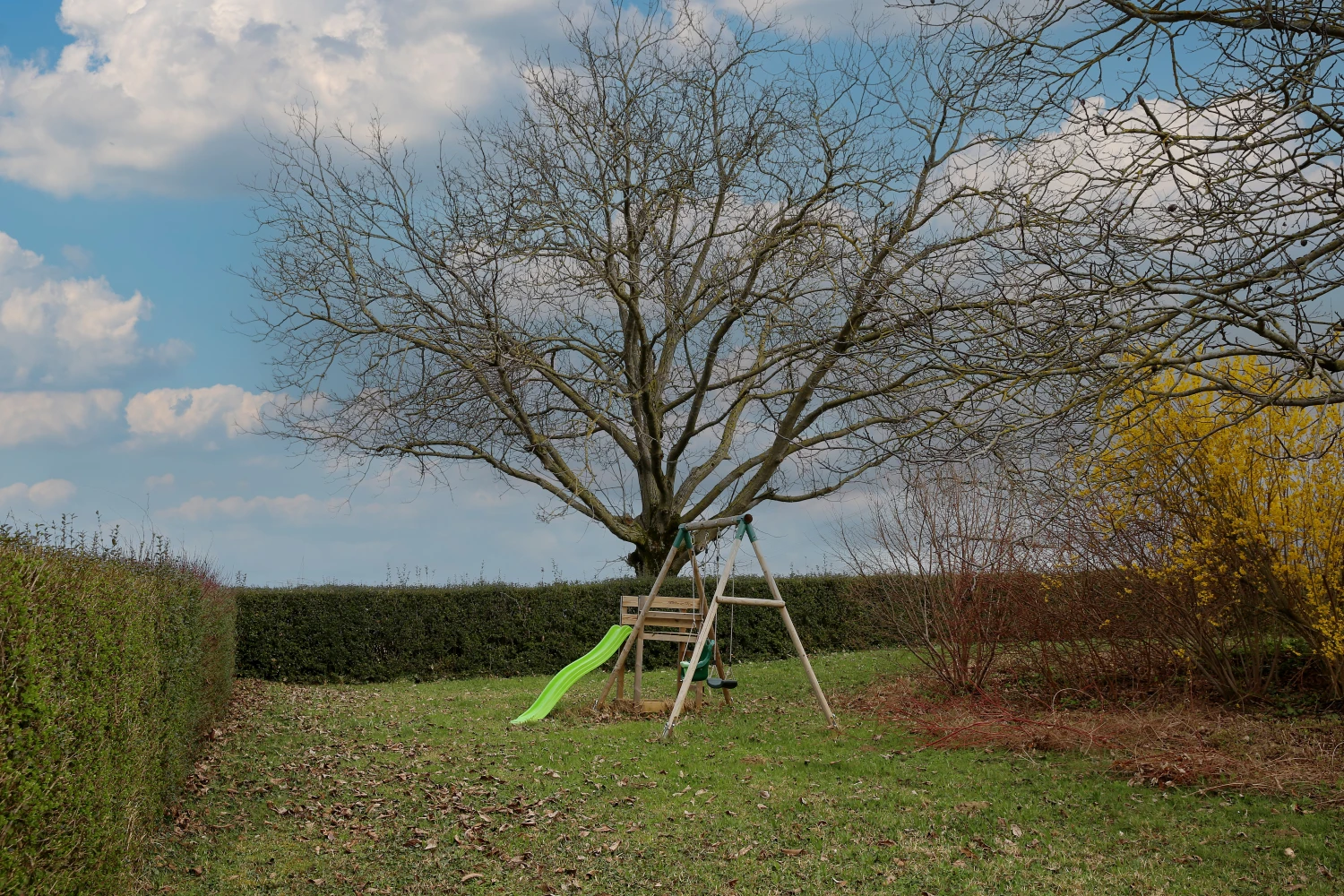 Ferienwohnungen Pappelhof, Fahrrad auf Fußweg